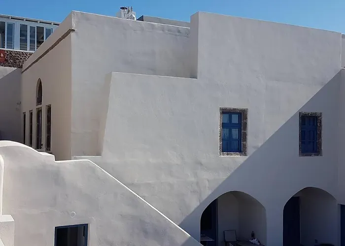 Life Mansion In * Oia